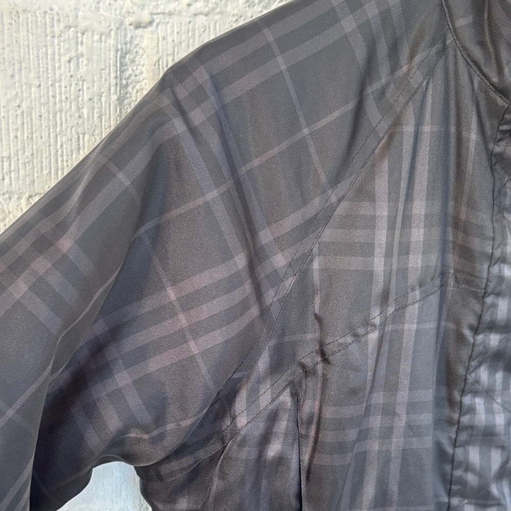 Burberry Golf Puffer Black Plaid Fleece Jacket Coat size XS - Picture 4 of 14